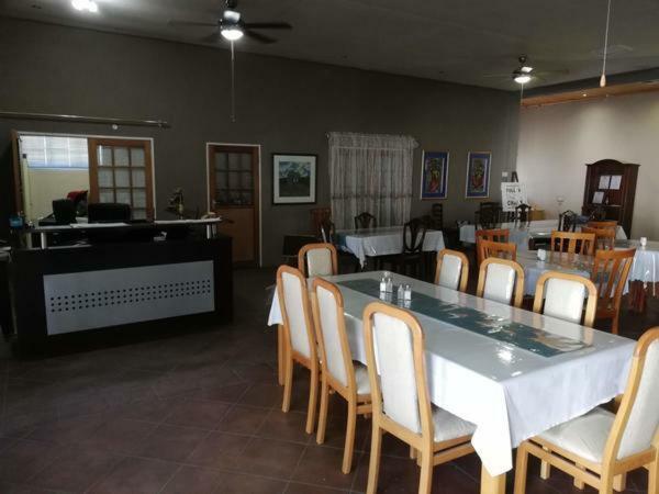 Anandi Guesthouse Mariental Zewnętrze zdjęcie